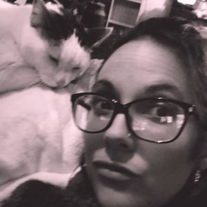 Meet your Posher, Felisha